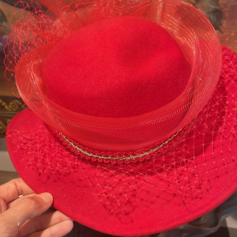 Beautiful derby hat - Picture 3 of 5